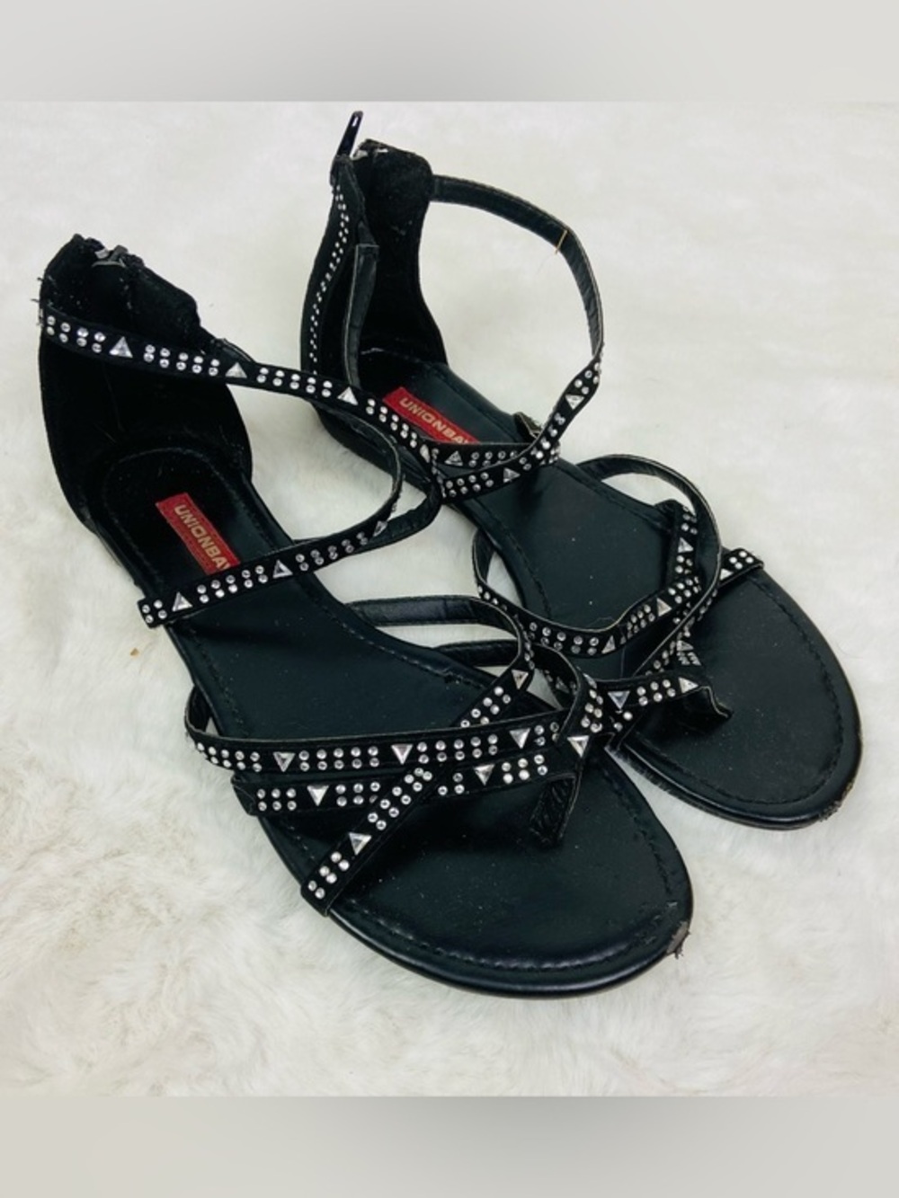 UNIONBAY Black Studded Strappy gladiator Sandals size 8